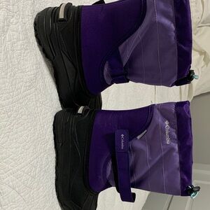 Columbia Girl’s Vibrant Purple and Black Winter Boots